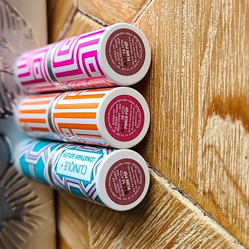 Clinique 💄 Lipstick 3pk 💋 NWT 💋 - Picture 3 of 3